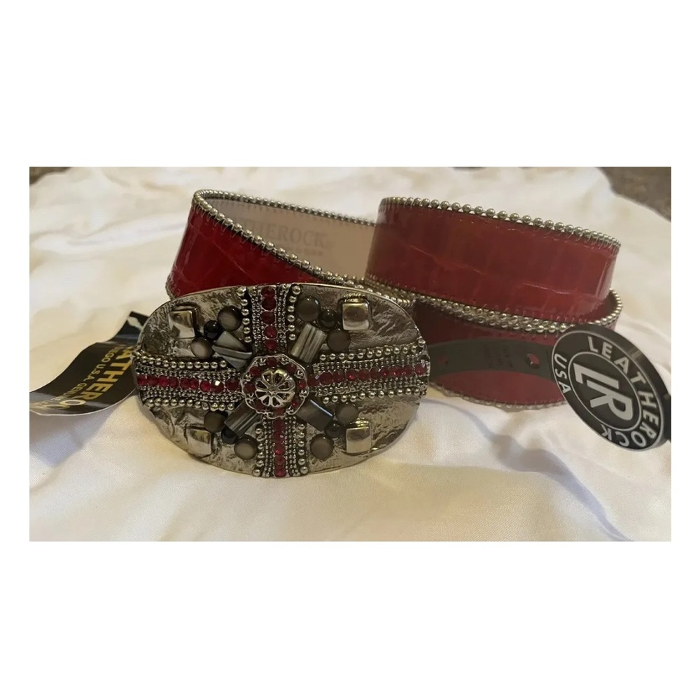 NWT Gorgeous Leatherock Belt Artistic Crystals and Stones in Red